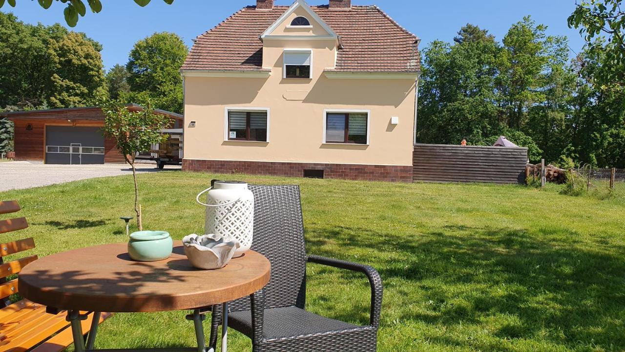 Ferienwohnung Am See Kromlau Екстер'єр фото
